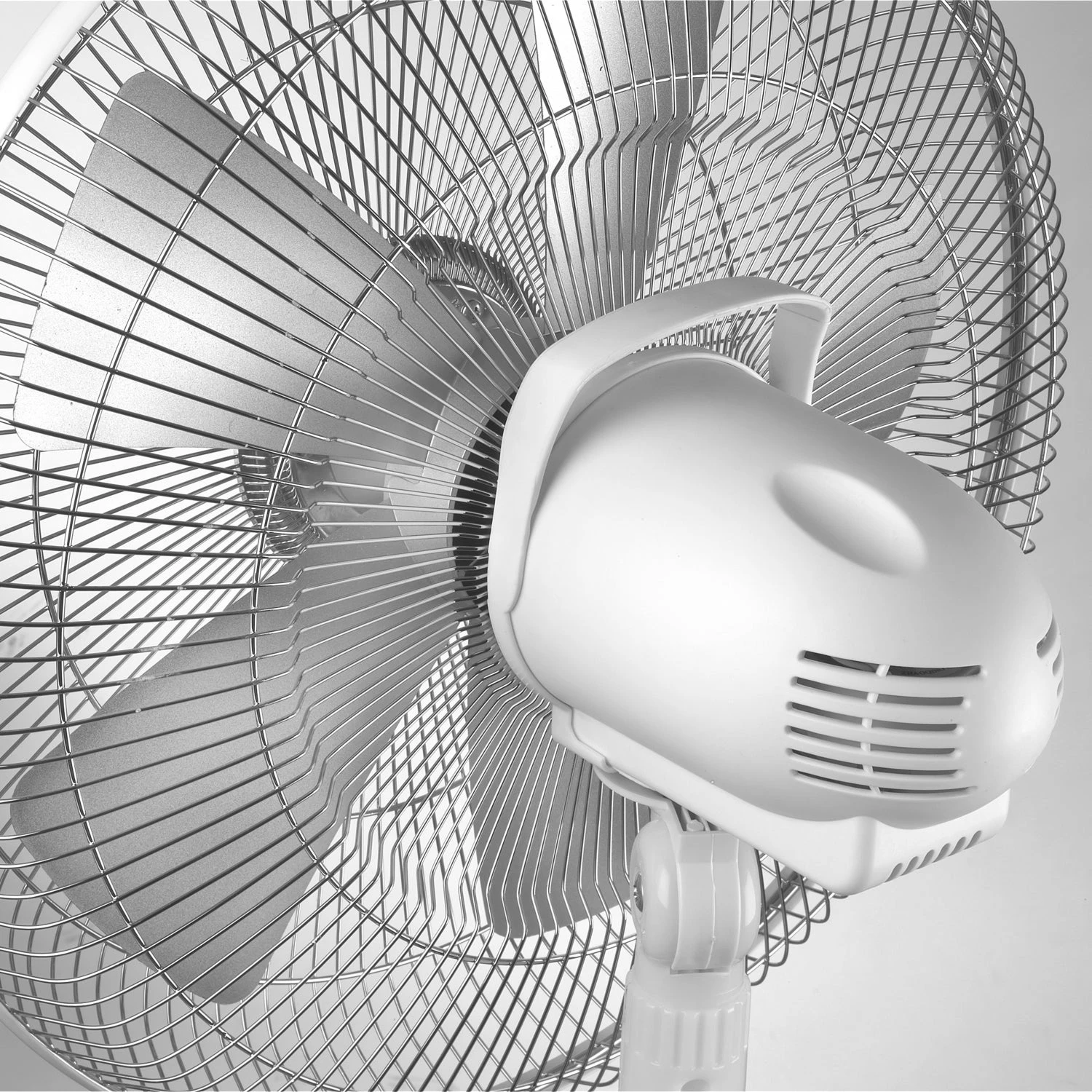 Eurom Ventilator Vento 16SR Wit 56,5 X 61,3 X 127 Cm 2 Eurom Ventilator Vento 16SR Wit 56,5 X 61,3 X 127 Cm - Afbeelding 2