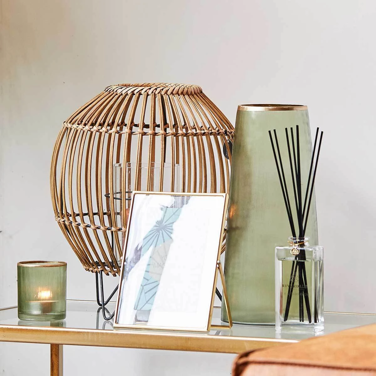 Riverdale Geurstokjes Boutique Tea & Cardamom 140 Ml 2 Riverdale Geurstokjes Boutique Tea & Cardamom 140 Ml - Afbeelding 2