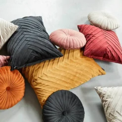 Riverdale Sierkussen Elja Goud 50 X 70 X 23 Cm -Decori Meubelen Winkel 8717318212927 3